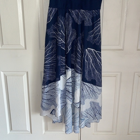 Hutch Blue And White Fan Coral Print Altana 2fer Knit Maxi Dress - Picture 4 of 9
